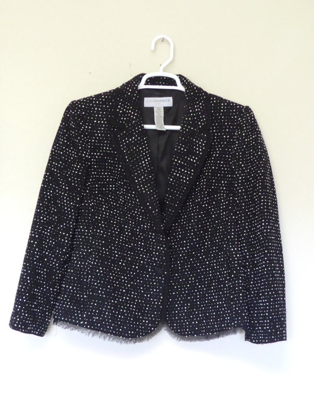 Sag Harbor petite black and white dotted tweed chiffon edge blazer size 16P